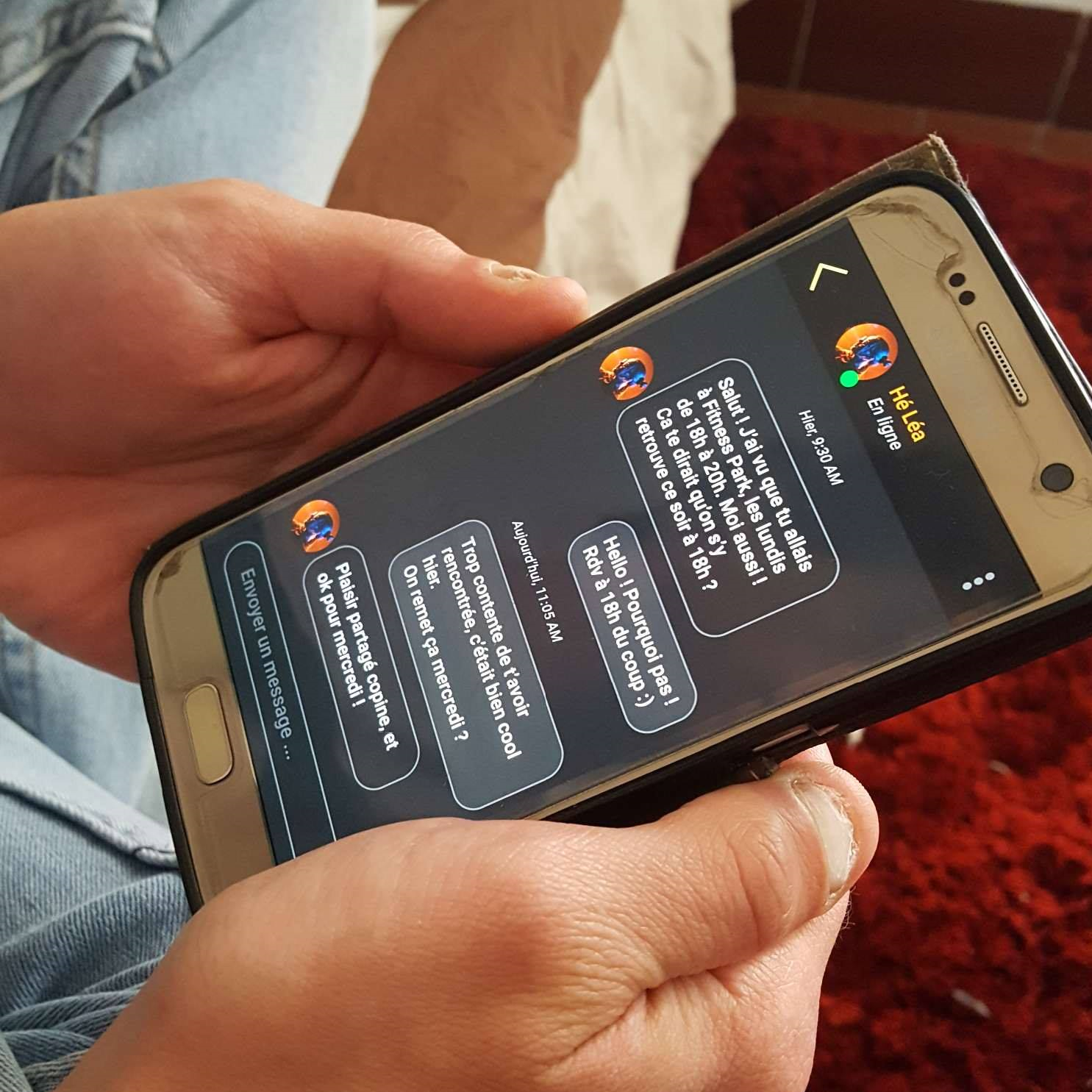 photo d'un utilisateur en train de tester l'application